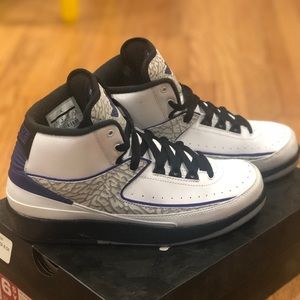 Air Jordan 2 Retro BG sz 6.5Y